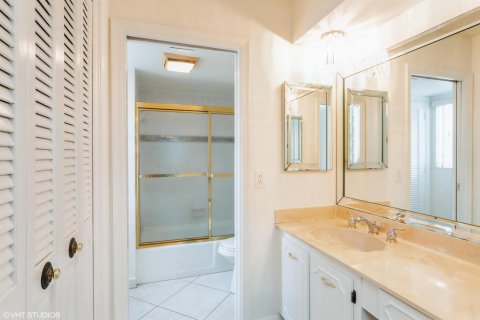 Condo in Atlantis, Florida, 3 bedrooms  № 2241805 - photo 12