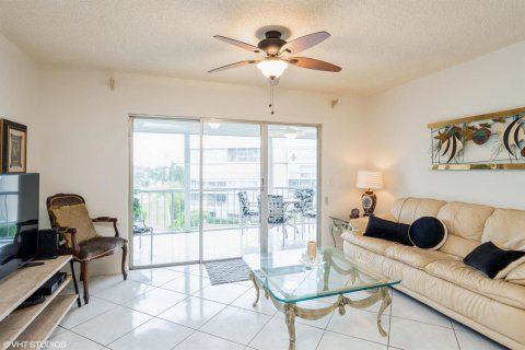 Condo in Atlantis, Florida, 3 bedrooms  № 2241805 - photo 8