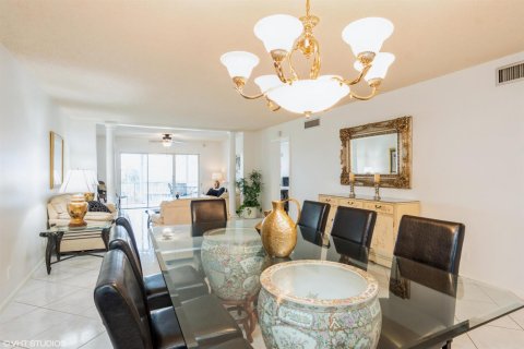 Condo in Atlantis, Florida, 3 bedrooms  № 2241805 - photo 14