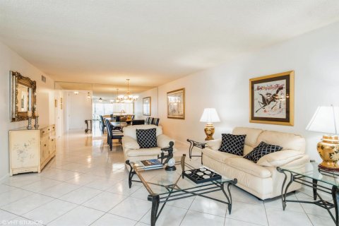 Condo in Atlantis, Florida, 3 bedrooms  № 2241805 - photo 2