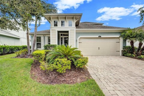 House in HARMONY AT LAKEWOOD RANCH in Bradenton, Florida 4 bedrooms, 229.75 sq.m. № 1904791 - photo 1
