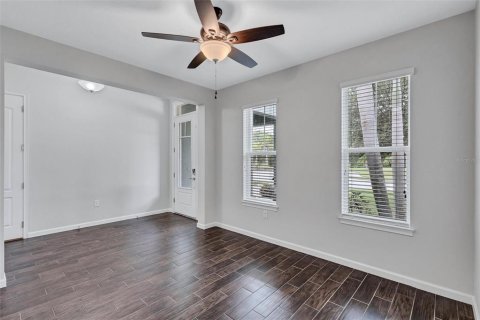 House in HARMONY AT LAKEWOOD RANCH in Bradenton, Florida 4 bedrooms, 229.75 sq.m. № 1904791 - photo 6