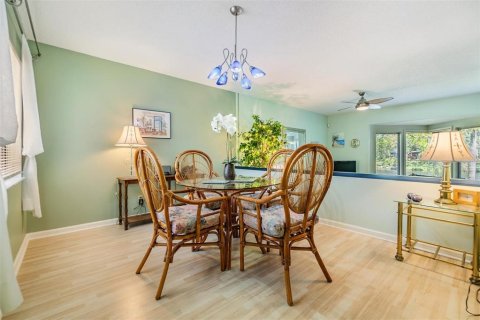 Touwnhouse à vendre à Palm Harbor, Floride: 3 chambres, 156.54 m2 № 1655109 - photo 7