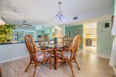 Touwnhouse à vendre à Palm Harbor, Floride: 3 chambres, 156.54 m2 № 1655109 - photo 8