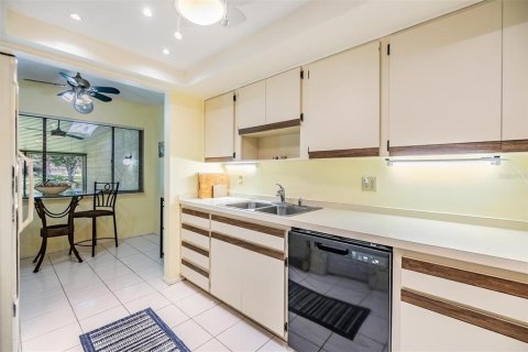 Touwnhouse à vendre à Palm Harbor, Floride: 3 chambres, 156.54 m2 № 1655109 - photo 13