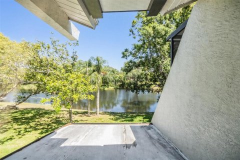 Touwnhouse à vendre à Palm Harbor, Floride: 3 chambres, 156.54 m2 № 1655109 - photo 22
