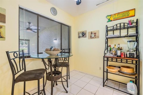 Touwnhouse à vendre à Palm Harbor, Floride: 3 chambres, 156.54 m2 № 1655109 - photo 15