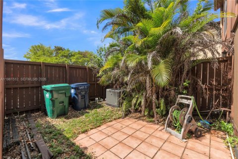 Купить кондоминиум в Майами, Флорида 2 спальни, 124.49м2, № 2049181 - фото 5