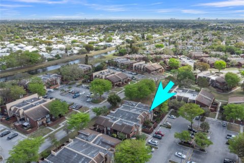 Купить кондоминиум в Майами, Флорида 2 спальни, 124.49м2, № 2049181 - фото 22