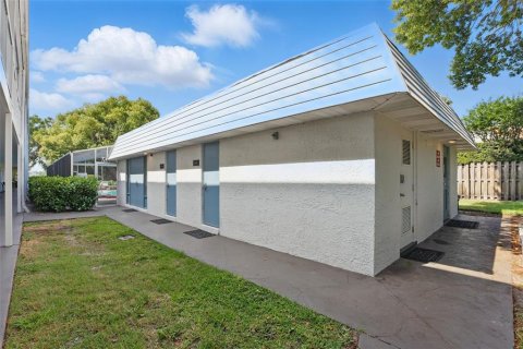 Condominio en venta en Orlando, Florida, 1 dormitorio, 59.83 m2 № 1659073 - foto 18
