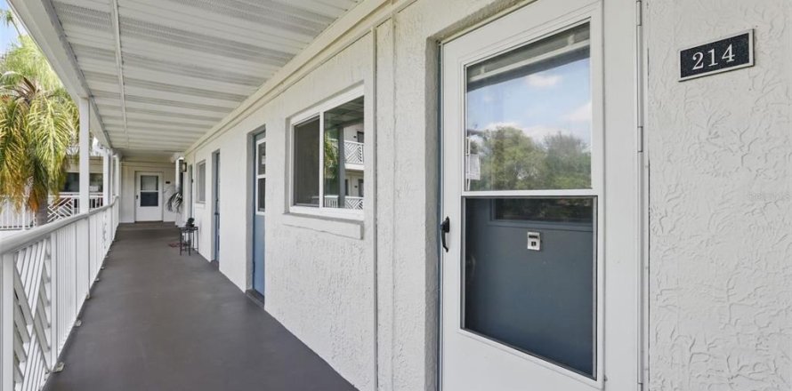 Condominio en Orlando, Florida, 1 dormitorio  № 1659073