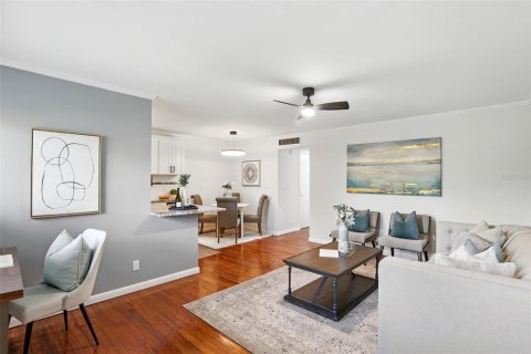 Condominio en venta en Orlando, Florida, 1 dormitorio, 59.83 m2 № 1659073 - foto 3