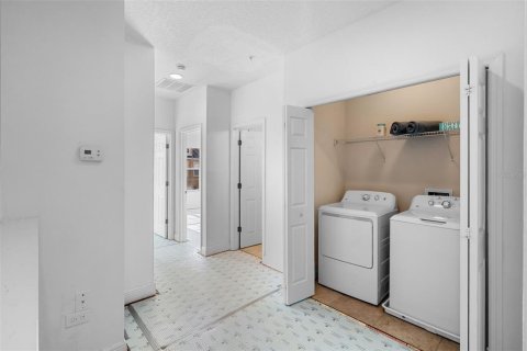 Adosado en venta en Lake Mary, Florida, 4 dormitorios, 199.37 m2 № 1875948 - foto 21
