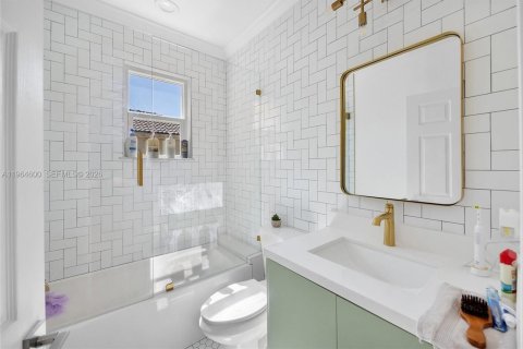 Casa en venta en Homestead, Florida, 3 dormitorios, 174.1 m2 № 2027161 - foto 25