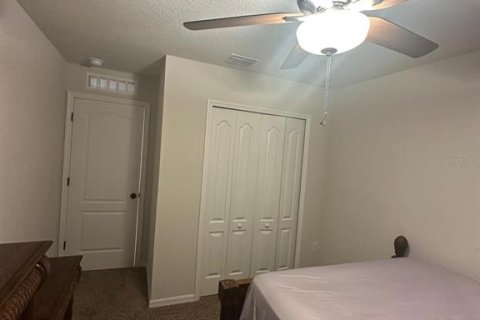 House in DeLand, Florida 4 bedrooms, 230.03 sq.m. № 2205283 - photo 25