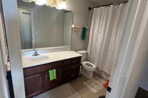 House in DeLand, Florida 4 bedrooms, 230.03 sq.m. № 2205283 - photo 27