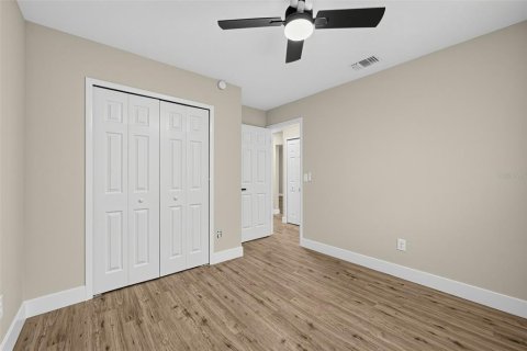 Duplex à vendre à Orlando, Floride: 2 chambres, 89.09 m2 № 2408619 - photo 13