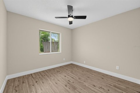 Duplex à vendre à Orlando, Floride: 2 chambres, 89.09 m2 № 2408619 - photo 21
