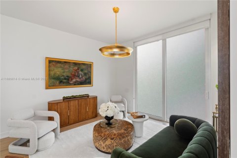 Copropriété à vendre à Coral Gables, Floride: 3 chambres, 142.23 m2 № 1933553 - photo 13