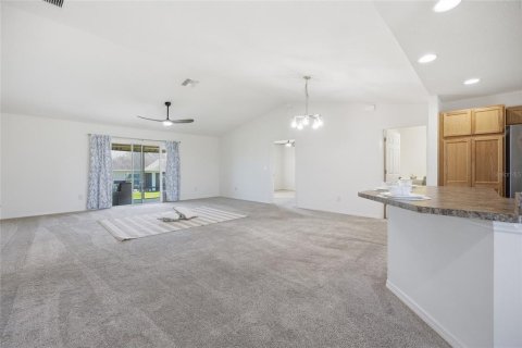 Villa ou maison à louer à Oxford, Floride: 3 chambres, 138.15 m2 № 2115201 - photo 9