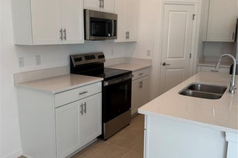 Townhouse in Sarasota, Florida 3 bedrooms, 125.42 sq.m. № 1805462 - photo 21