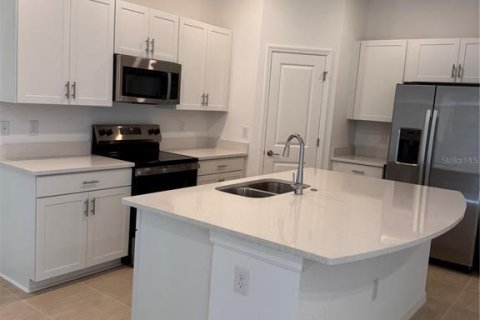 Townhouse in Sarasota, Florida 3 bedrooms, 125.42 sq.m. № 1805462 - photo 6