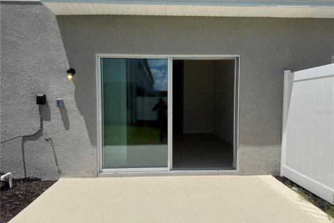 Townhouse in Sarasota, Florida 3 bedrooms, 125.42 sq.m. № 1805462 - photo 19