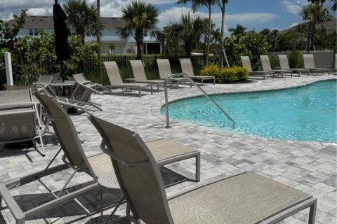 Townhouse in Sarasota, Florida 3 bedrooms, 125.42 sq.m. № 1805462 - photo 11