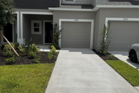 Townhouse in Sarasota, Florida 3 bedrooms, 125.42 sq.m. № 1805462 - photo 2