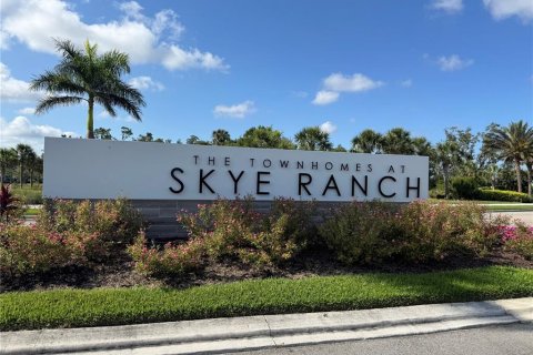 Townhouse in Sarasota, Florida 3 bedrooms, 125.42 sq.m. № 1805462 - photo 1