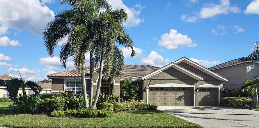 Casa en Sarasota, Florida 3 dormitorios, 221.11 m2 № 2428947