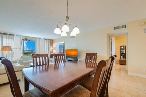 Condominio en venta en Pompano Beach, Florida, 2 dormitorios, 98.85 m2 № 1980461 - foto 7