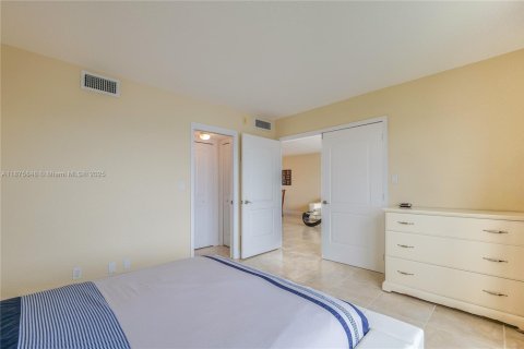 Condominio en venta en Pompano Beach, Florida, 2 dormitorios, 98.85 m2 № 1980461 - foto 25