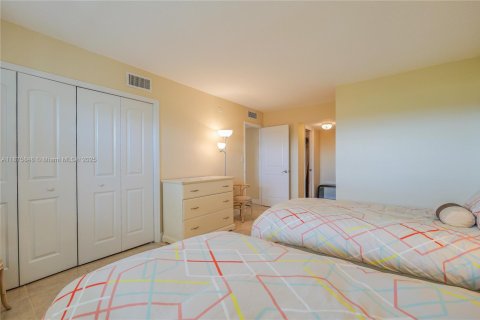 Condominio en venta en Pompano Beach, Florida, 2 dormitorios, 98.85 m2 № 1980461 - foto 18