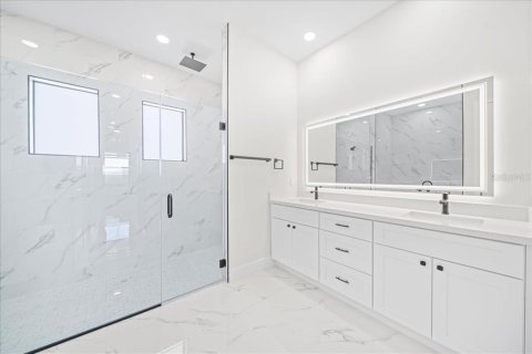Casa en venta en Cape Coral, Florida, 4 dormitorios, 170.2 m2 № 2150118 - foto 15