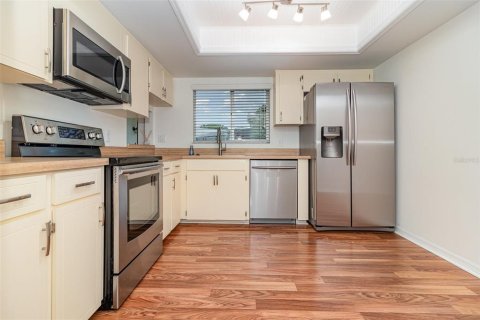 Casa en venta en Altamonte Springs, Florida, 2 dormitorios, 121.33 m2 № 1835092 - foto 6