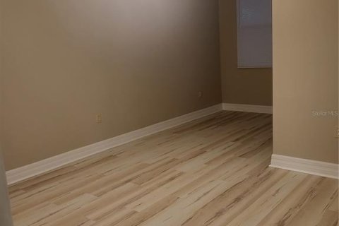 Condominio en alquiler en Sarasota, Florida, 2 dormitorios, 104.24 m2 № 1901069 - foto 9
