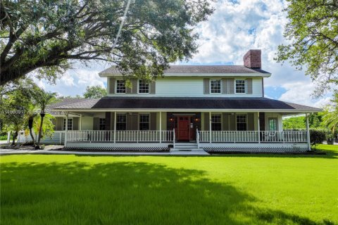 Villa ou maison à vendre à Homestead, Floride: 4 chambres, 306.02 m2 № 2021933 - photo 10