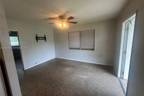 Appartement à louer à Oakland Park, Floride: 1 chambre, 535.95 m2 № 2400582 - photo 9