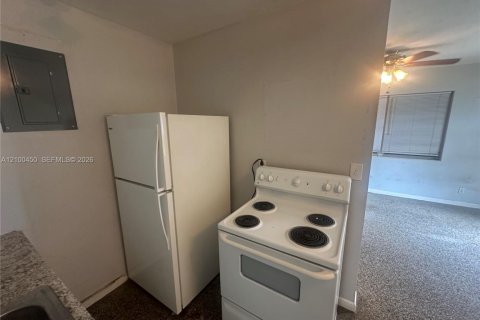 Appartement à louer à Oakland Park, Floride: 1 chambre, 535.95 m2 № 2400582 - photo 7