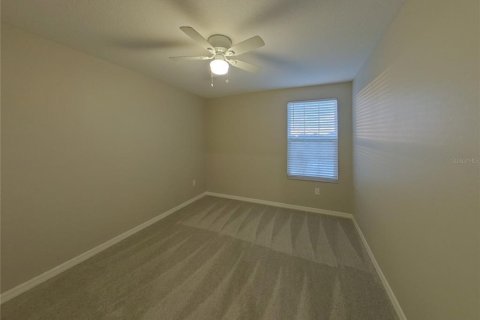 Villa ou maison à louer à Wimauma, Floride: 4 chambres, 244.7 m2 № 2117719 - photo 10