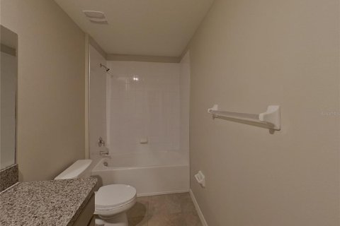 Villa ou maison à louer à Wimauma, Floride: 4 chambres, 244.7 m2 № 2117719 - photo 12