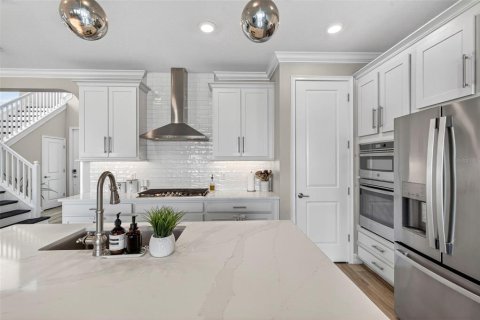 House in ESTANCIA

 in Wesley Chapel, Florida 4 bedrooms, 233.09 sq.m. № 2379224 - photo 27