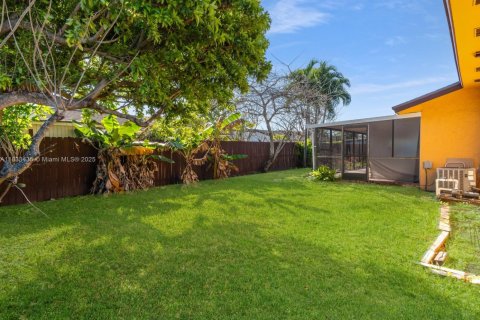 Casa en venta en Miami, Florida, 4 dormitorios, 147.44 m2 № 1814012 - foto 18