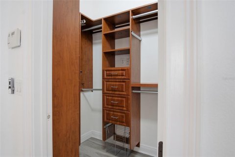 Commercial property in Orlando, Florida 292.64 sq.m. № 2371200 - photo 19