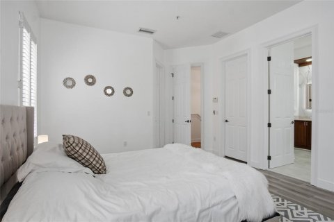 Commercial property in Orlando, Florida 292.64 sq.m. № 2371200 - photo 18