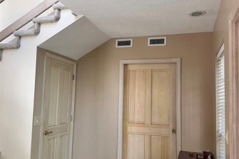 Casa en venta en Ocala, Florida, 4 dormitorios, 491.17 m2 № 1761441 - foto 7