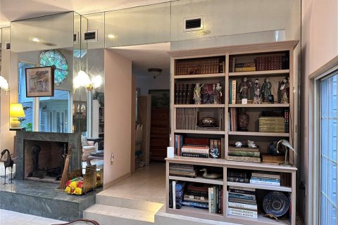 Casa en venta en Ocala, Florida, 4 dormitorios, 491.17 m2 № 1761441 - foto 25