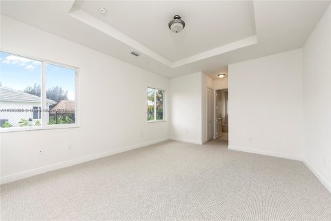 Villa ou maison à vendre à Palmetto Bay, Floride: 4 chambres, 209.4 m2 № 1969658 - photo 7