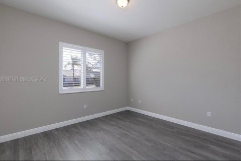 Villa ou maison à vendre à Palmetto Bay, Floride: 4 chambres, 209.4 m2 № 1969658 - photo 27